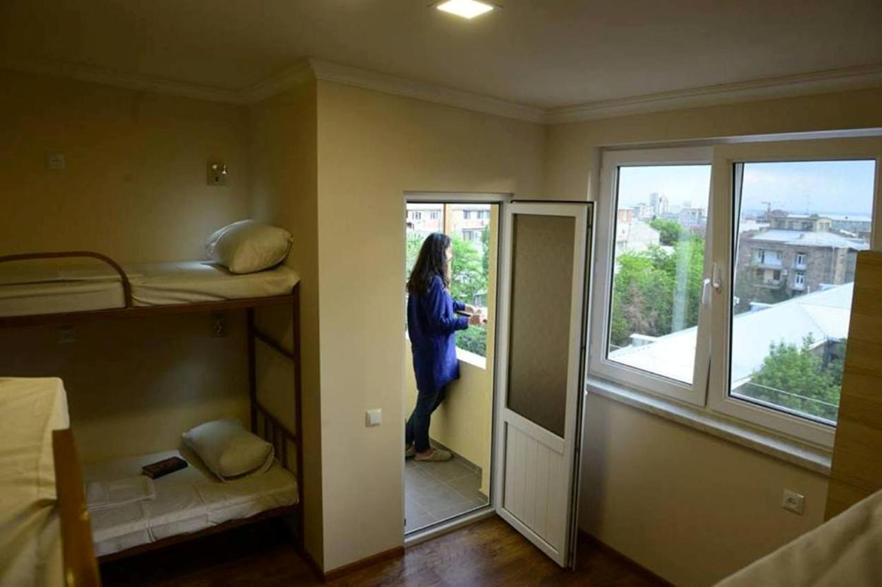 Your Hostel Jerevan Eksteriør bilde
