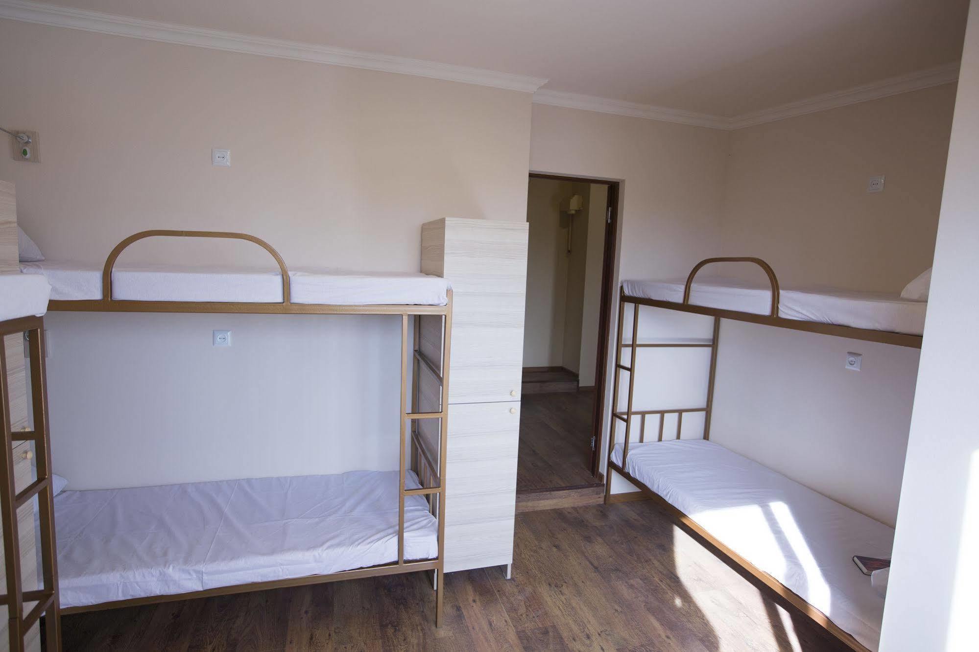 Your Hostel Jerevan Eksteriør bilde